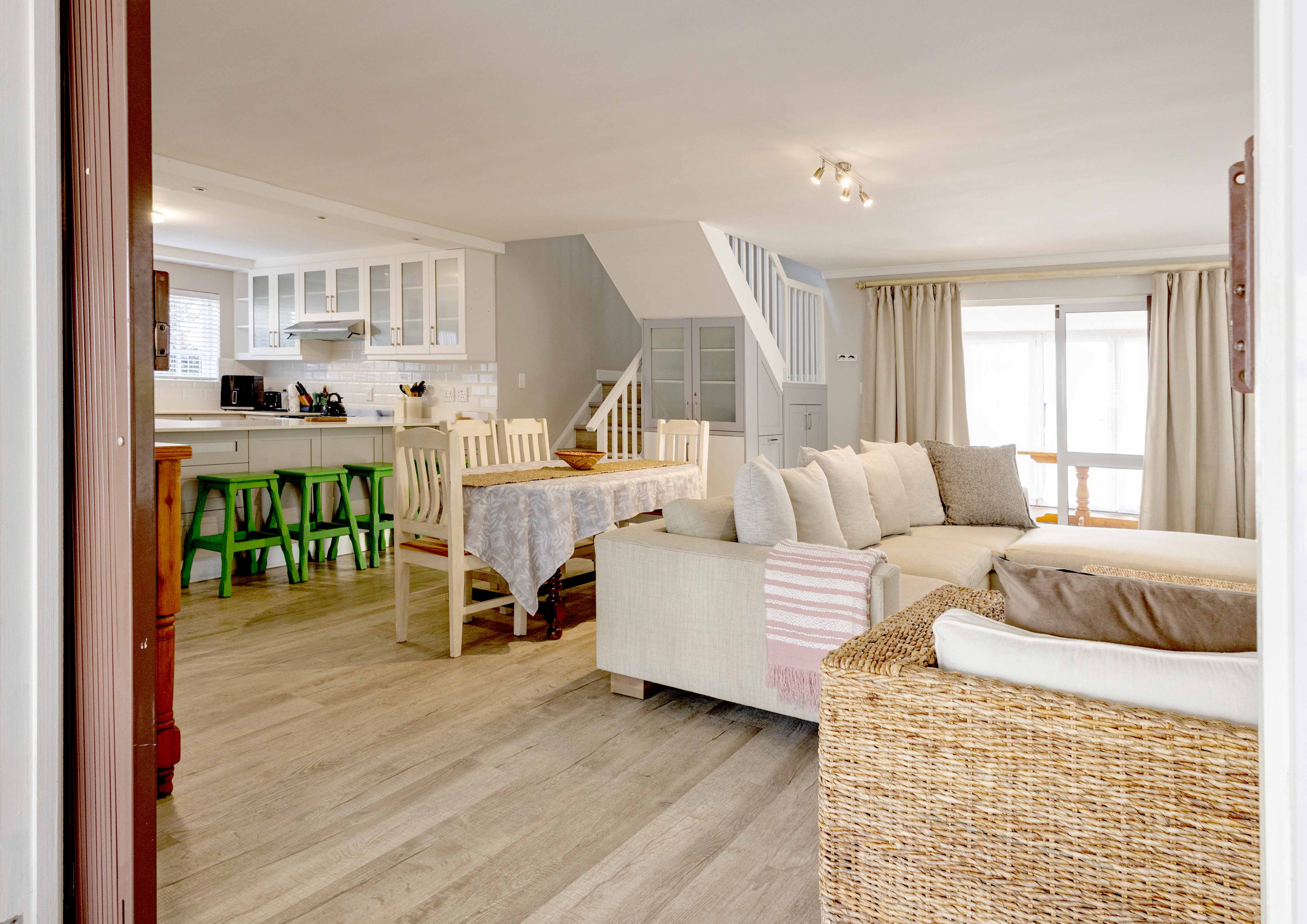 Beachcomber's Rest thumbnail 20